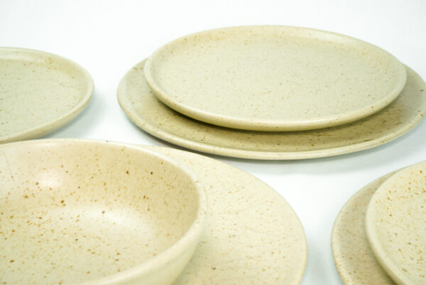 Juego de 6 Platos de cerámica. Diámetro: 26 cm - Imagen 3